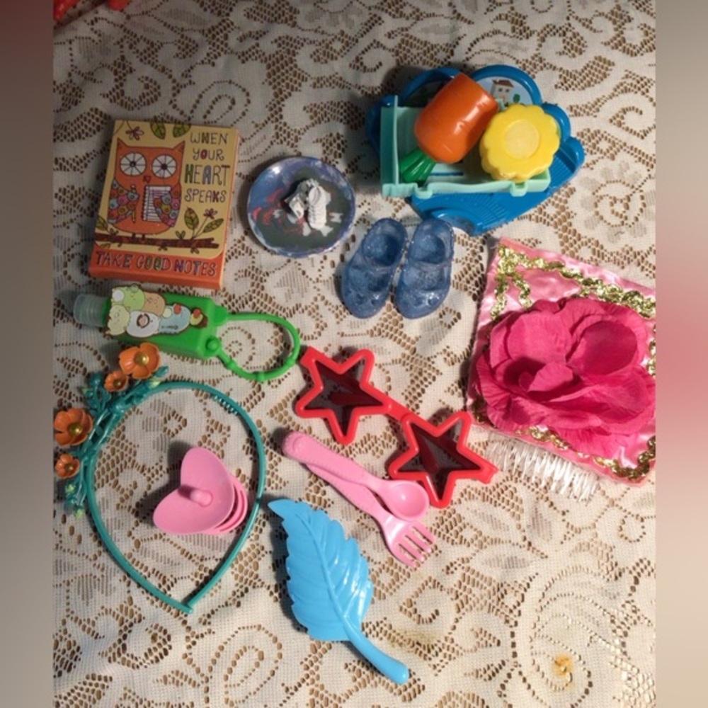 GIRLS TOYS STUFF